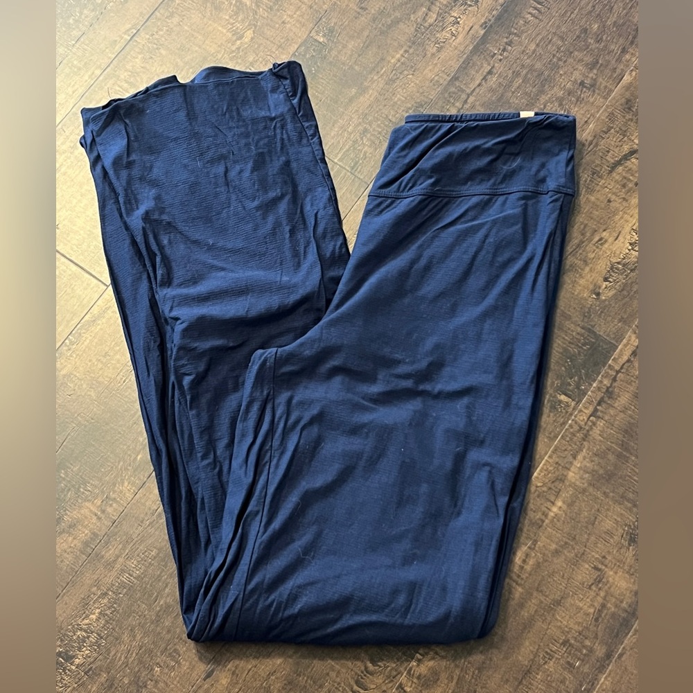 Lunya Cool Pima Pants, Navy, Size M, like new!